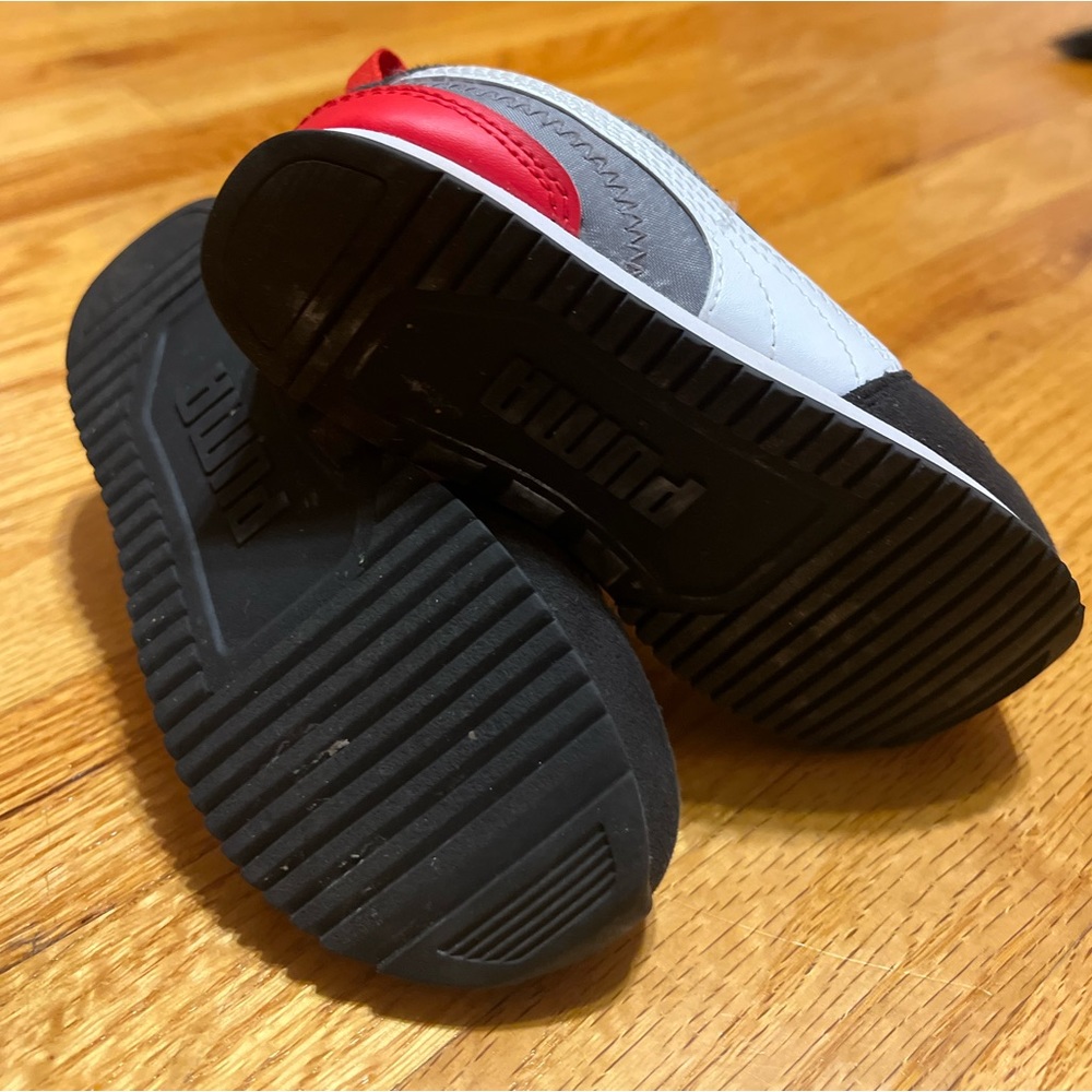 Kids Puma sneakers - Picture 4 of 7